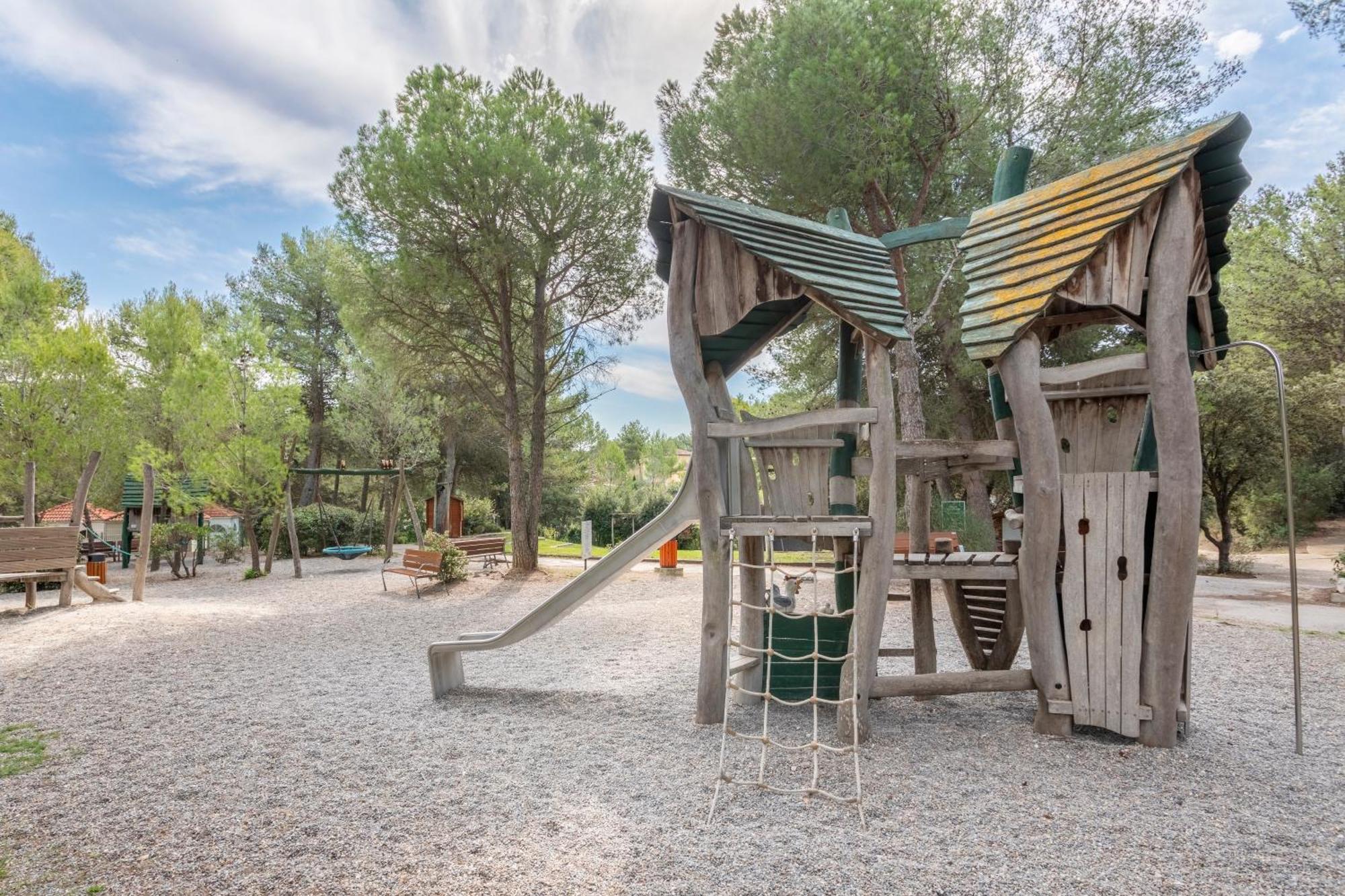 Village Pierre & Vacances Pont Royal En Provence マルモール エクステリア 写真