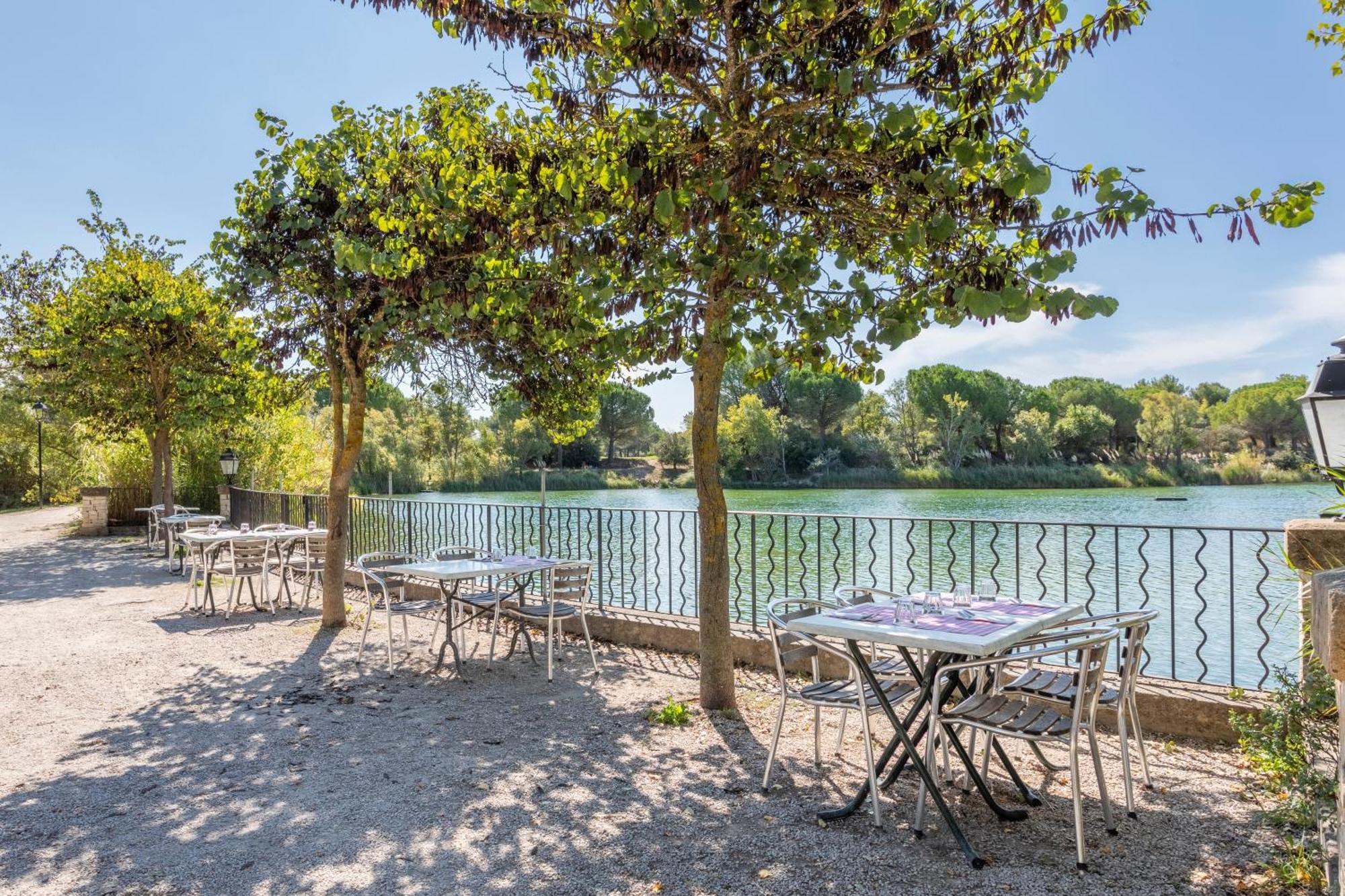 Village Pierre & Vacances Pont Royal En Provence マルモール エクステリア 写真
